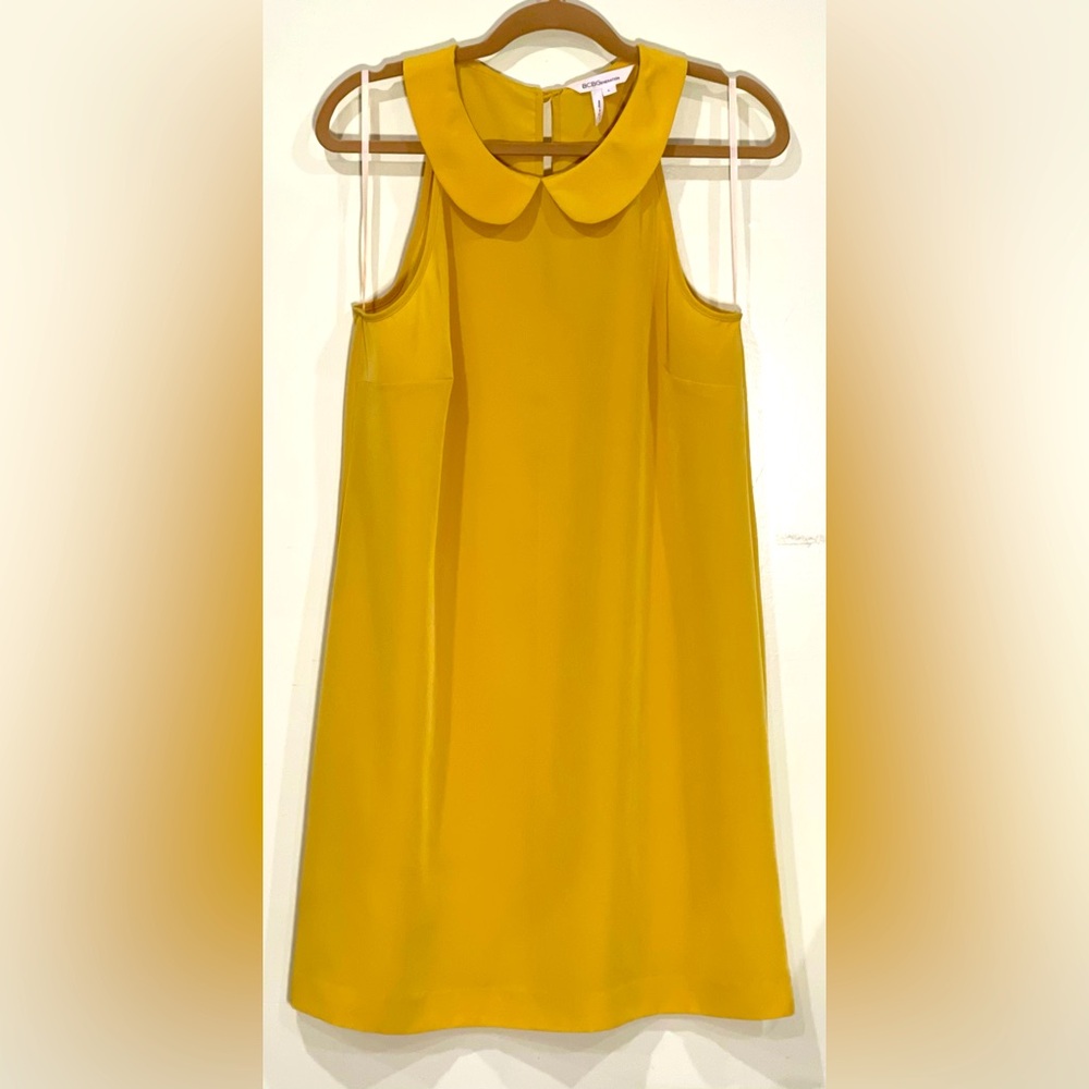 BCBGeneration Buttercream Sheath Large/NWOT